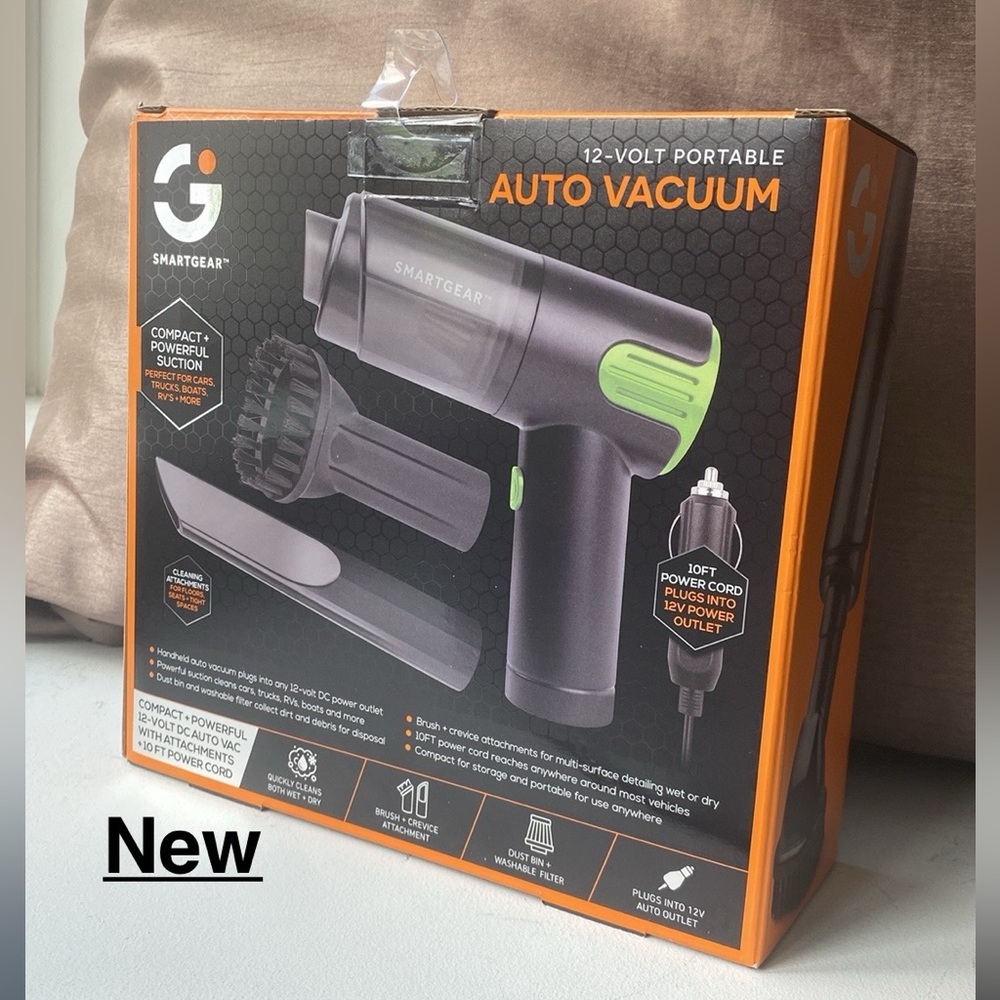 New SmartGear 12-Volt Portable Auto Vacuum in Box ⭐️⭐️⭐️